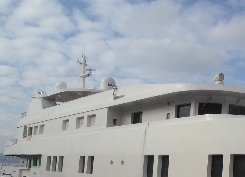 Установка и ввод в эксплуатацию антенных систем Sailor 900 VSAT, Sea Tel 3004 х2 на быстроходном судне.